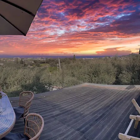 Vilă De La Katastárion